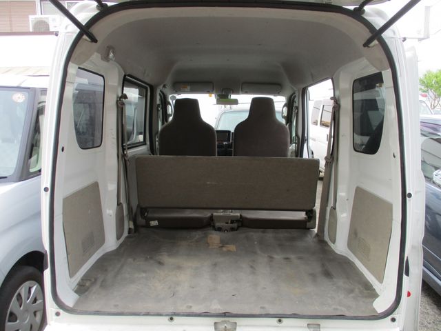 Mazda SCRUM VAN 2019-06 2840-20
