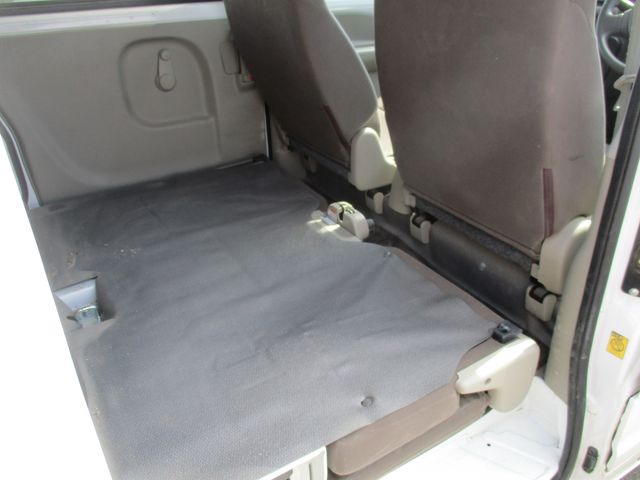 Mazda SCRUM VAN 2019-06 2840-24