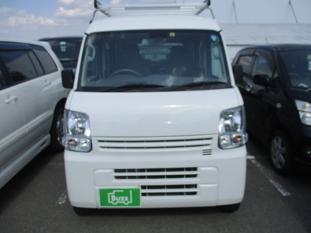 Mazda SCRUM VAN 2019-06 2840-3