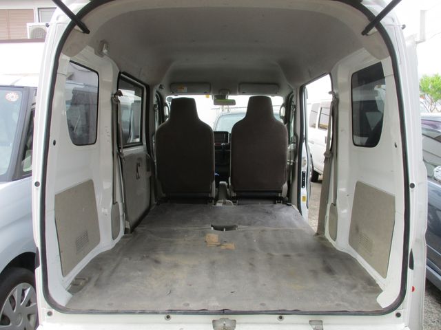 Mazda SCRUM VAN 2019-06 2840-21