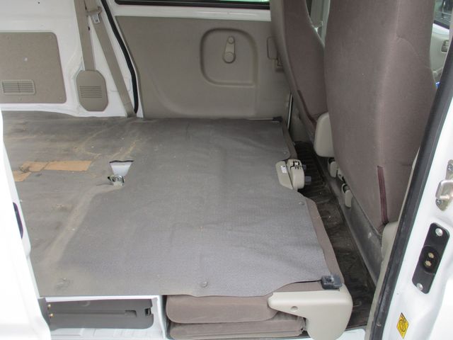 Mazda SCRUM VAN 2019-06 2840-23