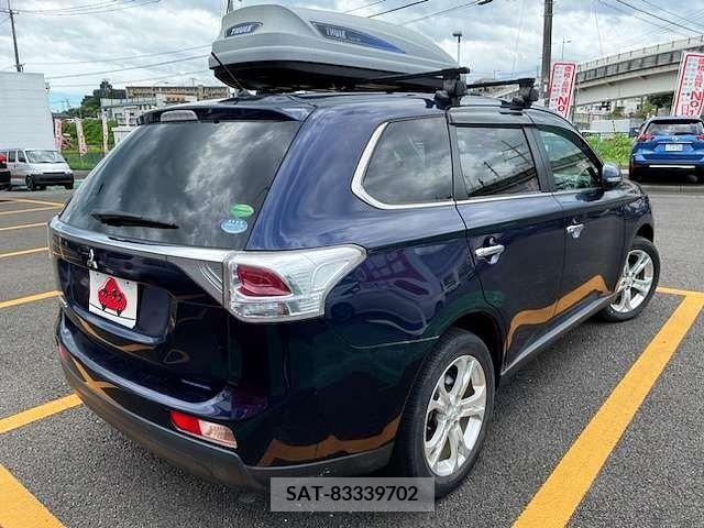 Mitsubishi OUTLANDER 2013-11 386857-2