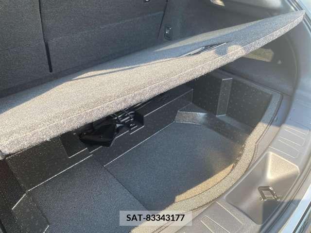 Lexus UX 2019-09 363061-17