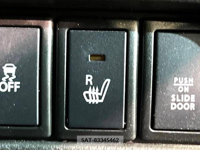 Suzuki SPACIA 2017-02 383985-5