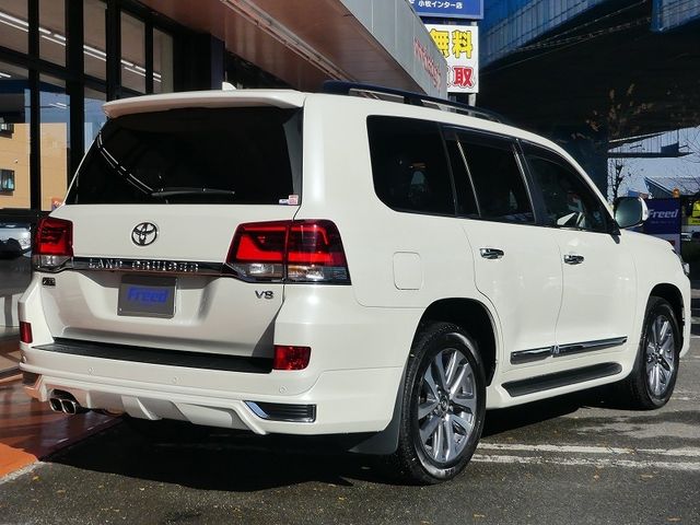 Toyota LAND CRUISER 2020-09 29179-1