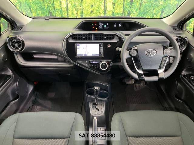 Toyota AQUA 2018-11 223121-1