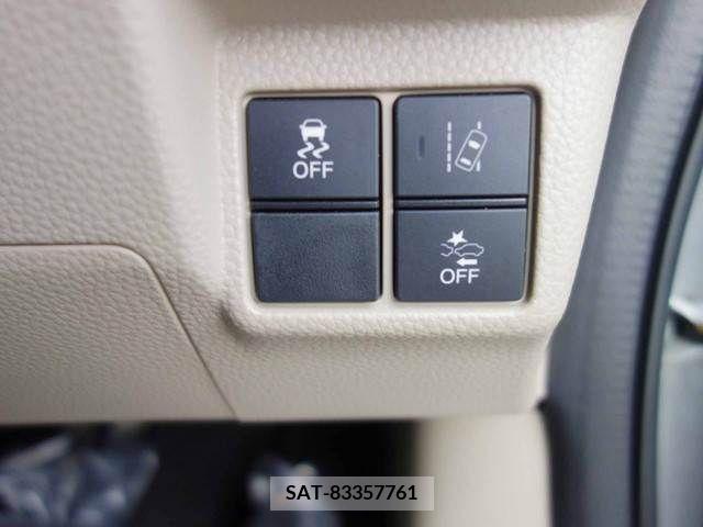 Honda N BOX 2018-02 236328-9