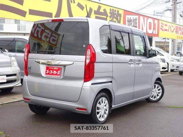 Honda N BOX 2018-02 236328-1