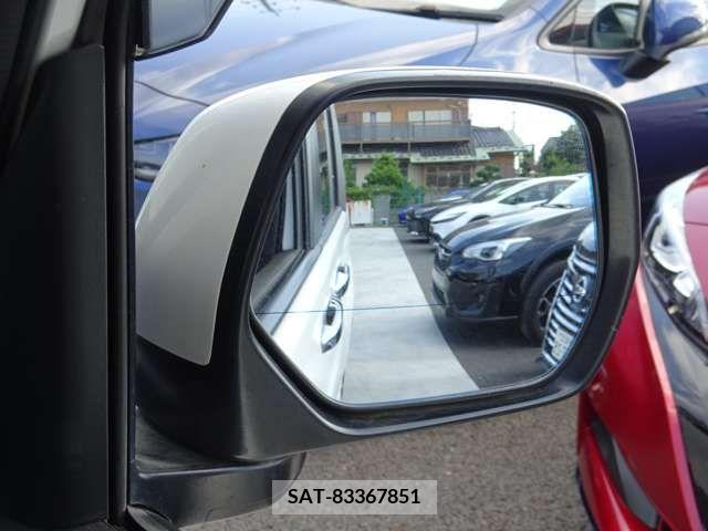 Honda e 2018-12 330313-8