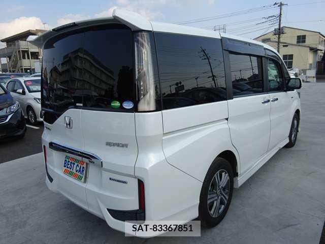 Honda e 2018-12 330313-7