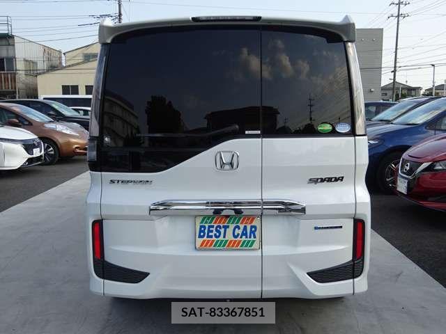 Honda e 2018-12 330313-6