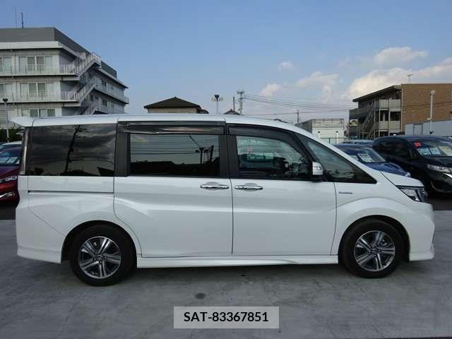 Honda e 2018-12 330313-11