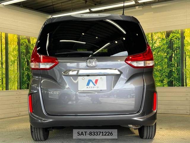 Honda FREED 2017-03 238570-16