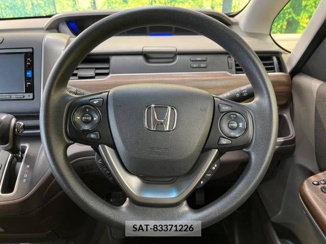 Honda FREED 2017-03 238570-12