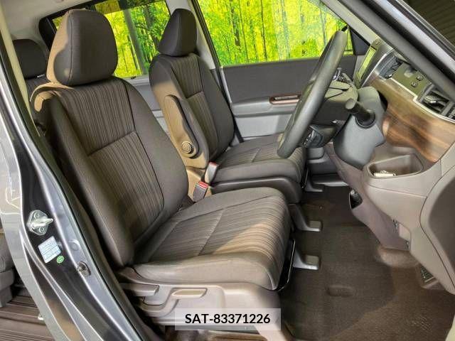 Honda FREED 2017-03 238570-8