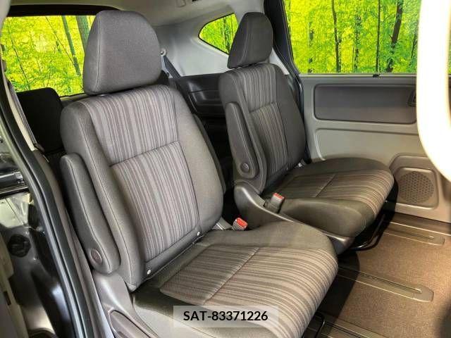 Honda FREED 2017-03 238570-9