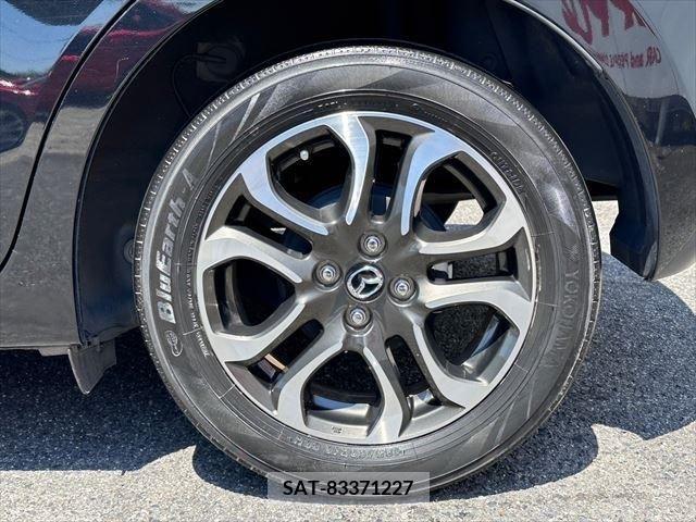 Mazda DEMIO 2015-08 359425-27