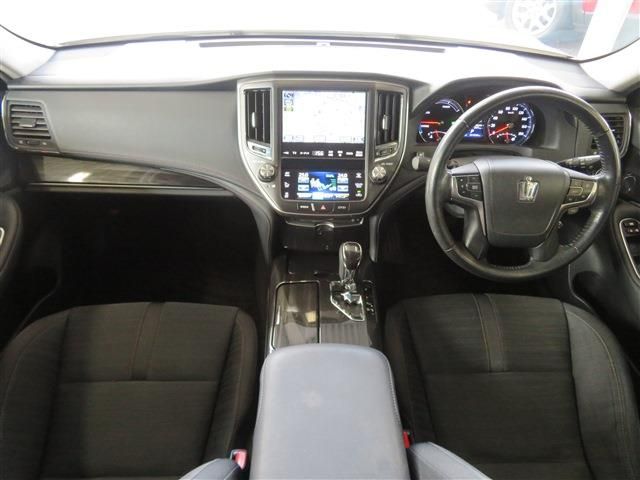 Toyota CROWN SEDAN 2014-03 196269-4