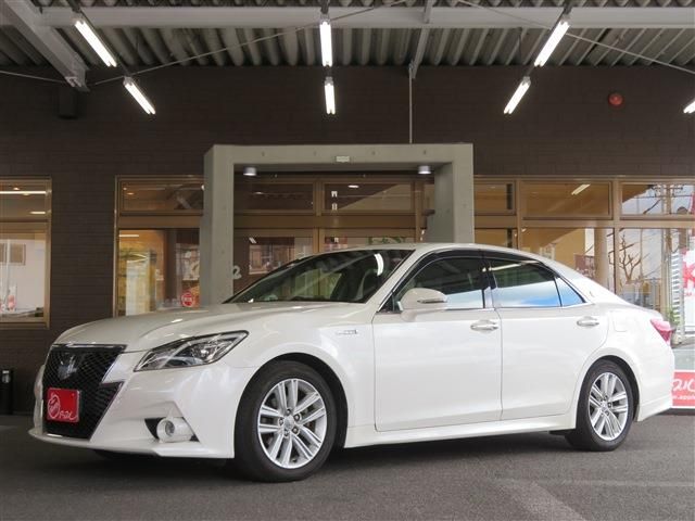 Toyota CROWN SEDAN 2014-03 196269-0