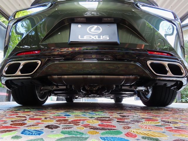 Lexus LC 2021-11 12376-7