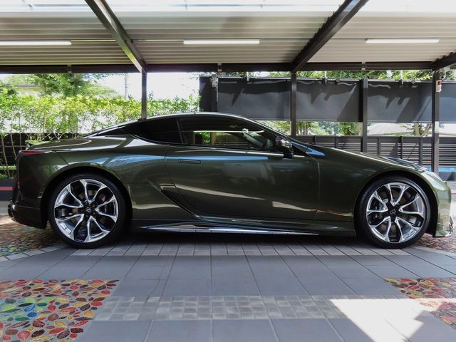Lexus LC 2021-11 12376-15