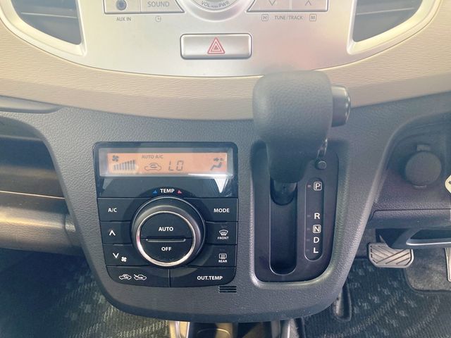 Suzuki WAGON R 2014-04 14407-18