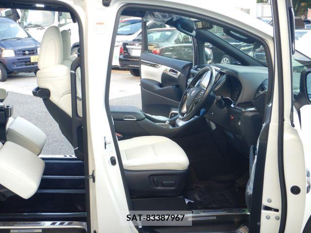 Toyota ALPHARD 2018-05 342204-3