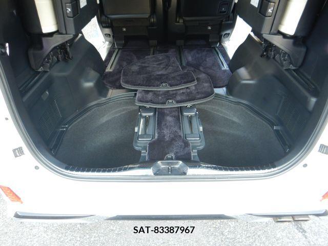 Toyota ALPHARD 2018-05 342204-23