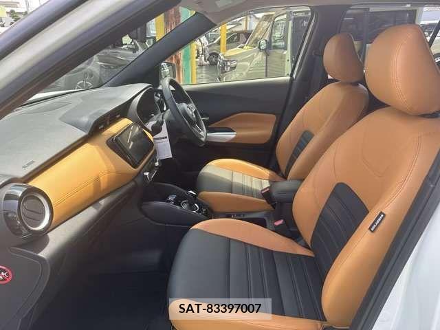 Nissan KICKS 2021-12 362281-4