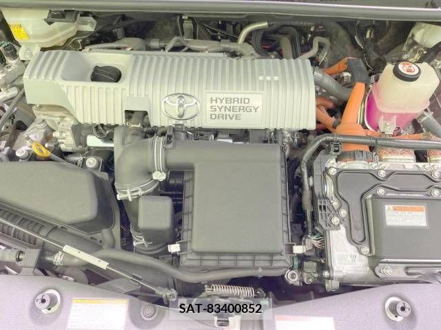 Toyota PRIUS ALPHA 2018-01 215289-18