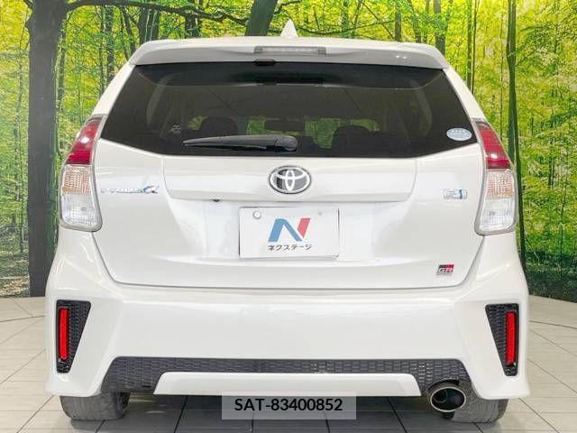 Toyota PRIUS ALPHA 2018-01 215289-15