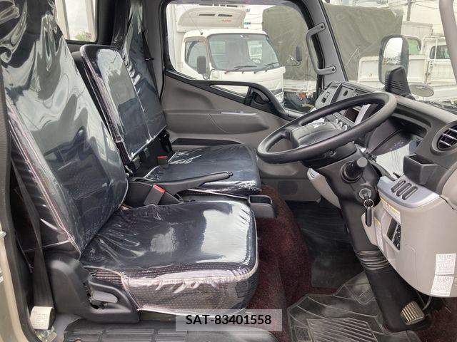 Mitsubishi CANTER 2020-03 294425-8