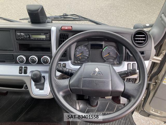 Mitsubishi CANTER 2020-03 294425-10
