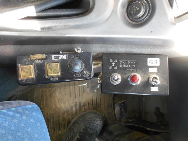 Nissan QUON 2008-08 192037-22