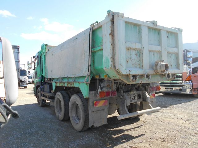 Nissan QUON 2008-08 192037-1