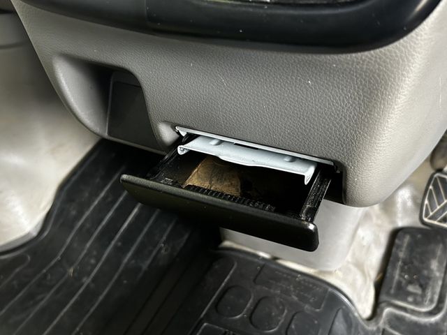 Nissan CLIPPER 2018-12 14810-19