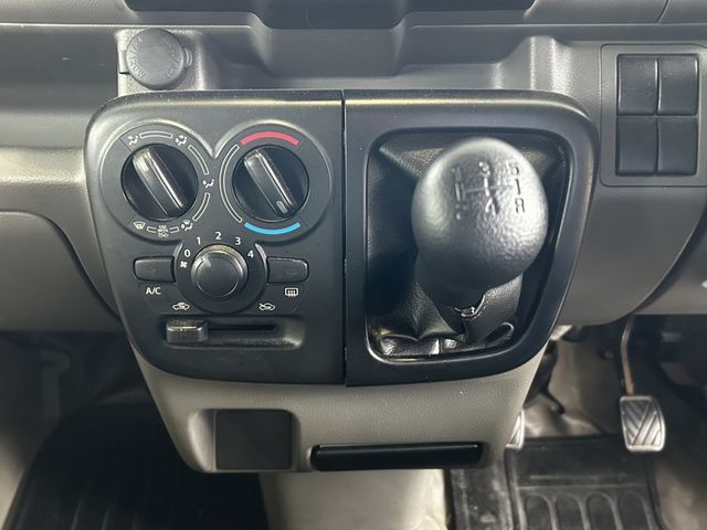 Nissan CLIPPER 2018-12 14810-13