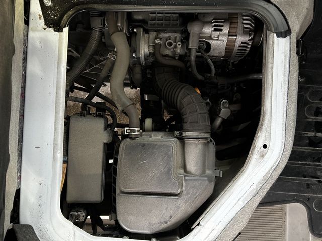 Nissan CLIPPER 2018-12 14810-23