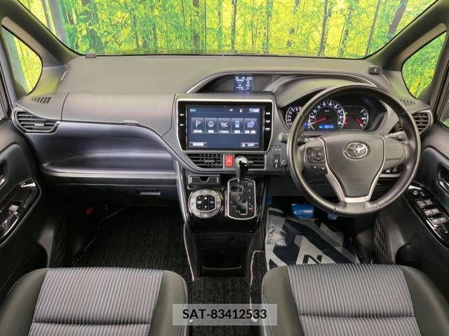 Toyota VOXY 2016-12 338204-1