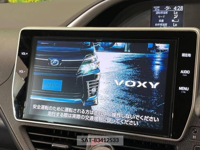 Toyota VOXY 2016-12 338204-3