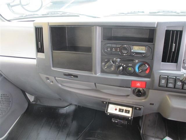 Isuzu ELF TRUCK 2016-07 21861-10