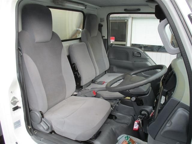 Isuzu ELF TRUCK 2016-07 21861-13