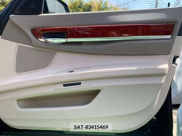 Alpine B7 2011-01 223096-12