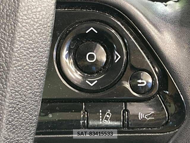 Toyota PRIUS 2019-03 234007-5