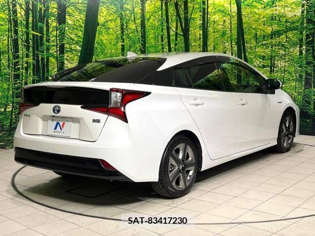 Toyota PRIUS 2019-07 322441-17