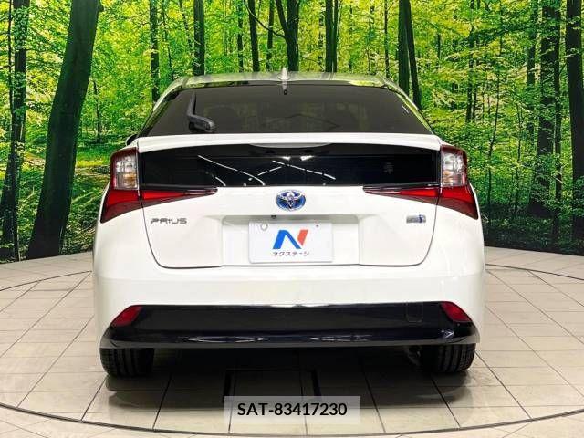 Toyota PRIUS 2019-07 322441-15