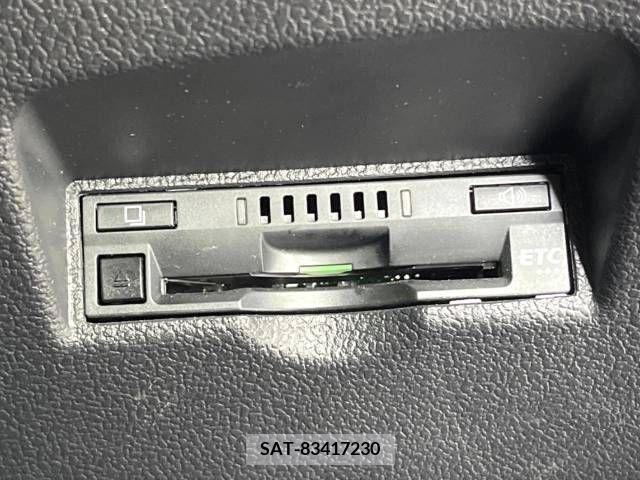 Toyota PRIUS 2019-07 322441-6