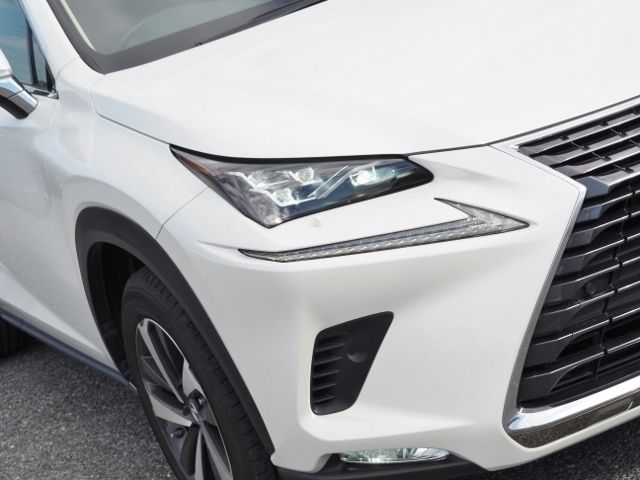 Lexus NX 2020-10 20500-7