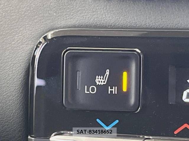 Toyota VOXY 2023-10 289029-7