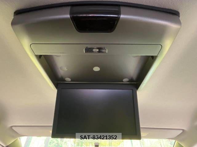 Toyota VOXY 2014-09 331268-3